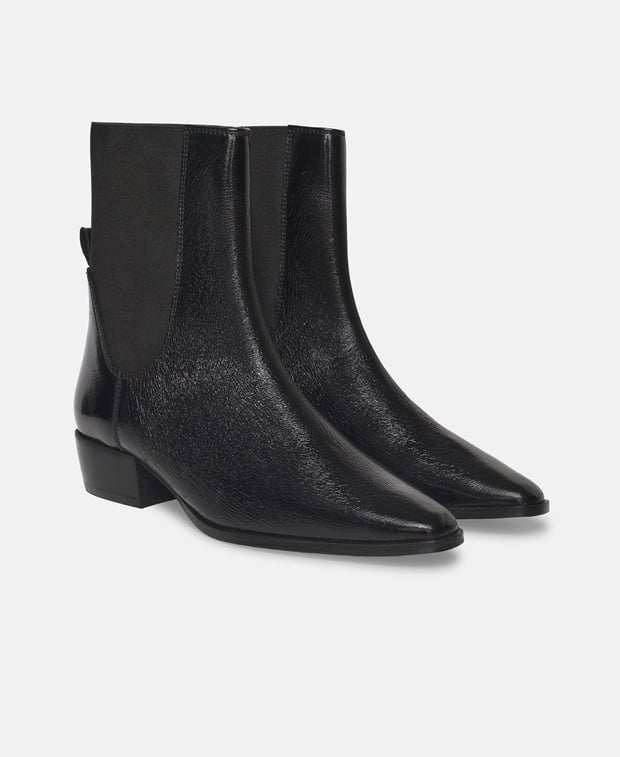 Chelsea Boots