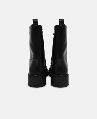 Schnürstiefeletten