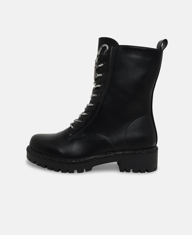 Schnürstiefeletten