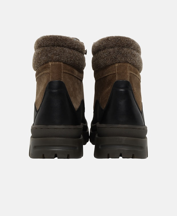 Schnürstiefeletten