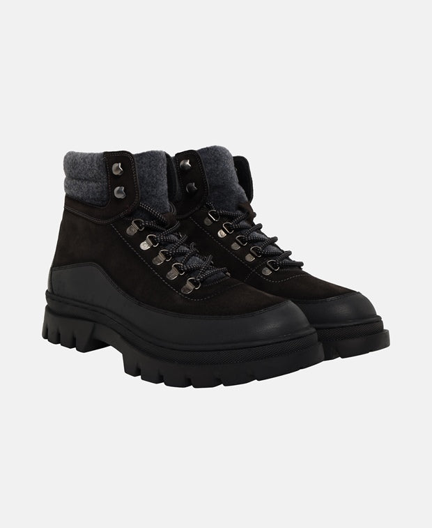Schnürstiefeletten