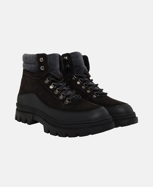 Schnürstiefeletten