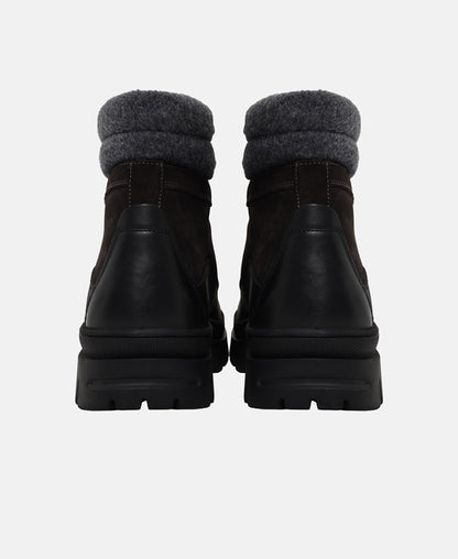 Schnürstiefeletten