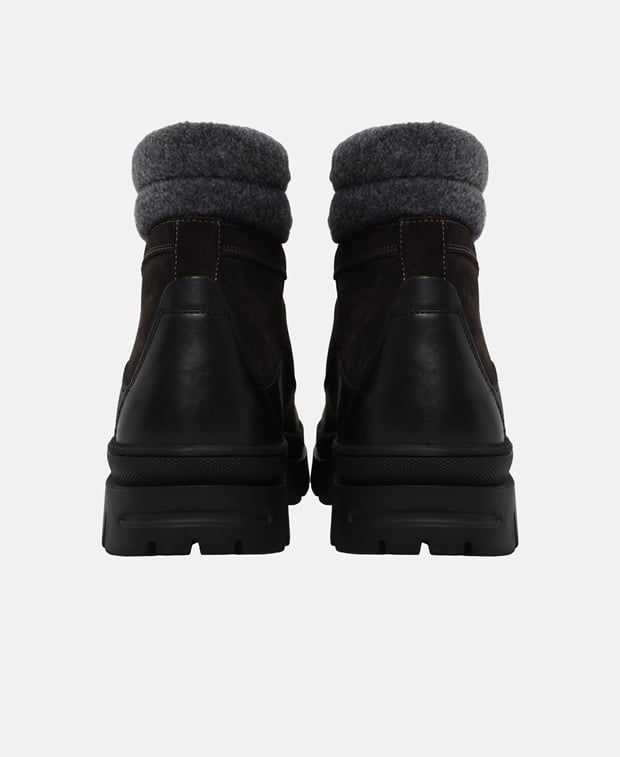 Schnürstiefeletten