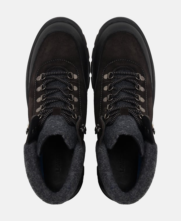 Schnürstiefeletten