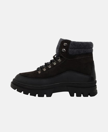 Schnürstiefeletten