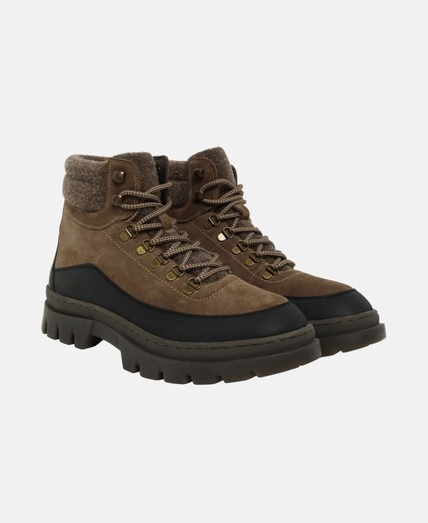 Schnürstiefeletten