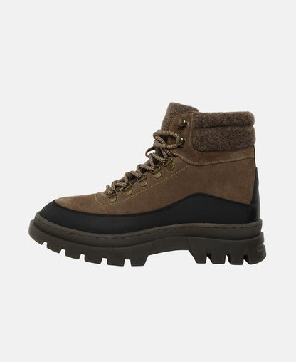 Schnürstiefeletten