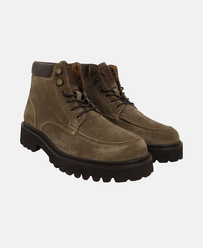 Schnürstiefeletten
