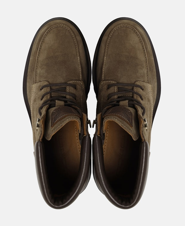 Schnürstiefeletten
