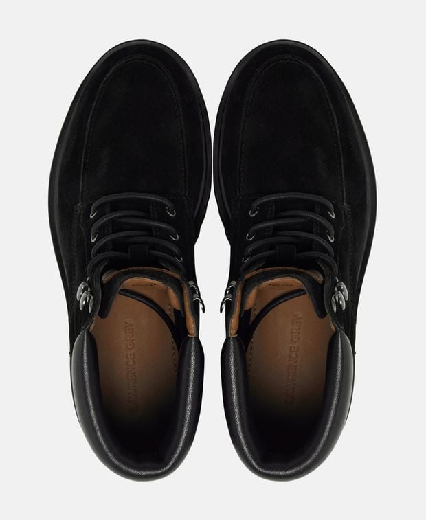 Schnürstiefeletten