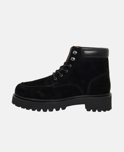 Schnürstiefeletten
