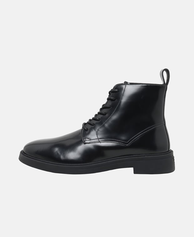 Schnürstiefeletten