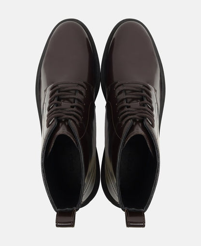 Schnürstiefeletten