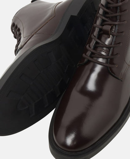 Schnürstiefeletten