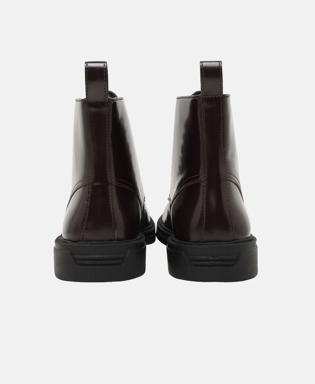 Schnürstiefeletten
