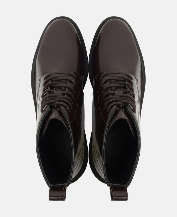 Schnürstiefeletten