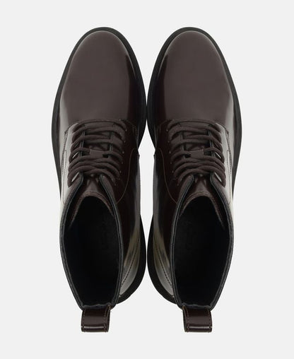Schnürstiefeletten