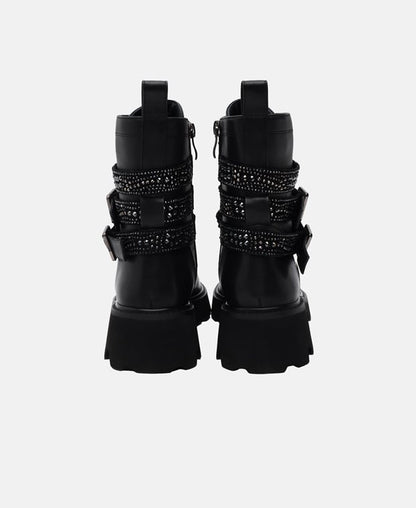 Schnürstiefeletten