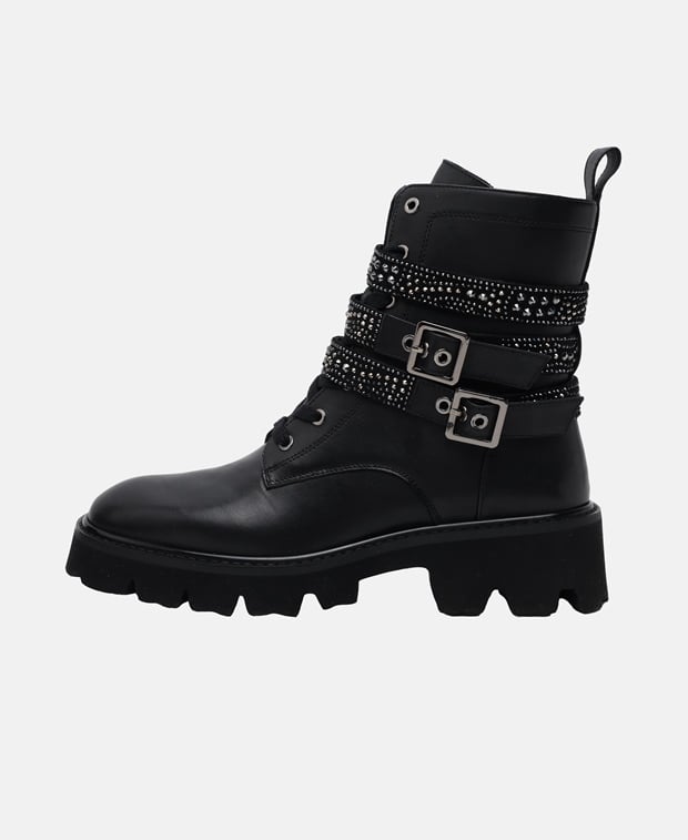 Schnürstiefeletten
