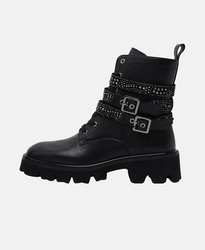 Schnürstiefeletten