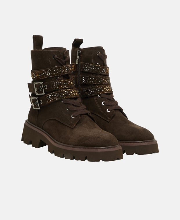 Schnürstiefeletten