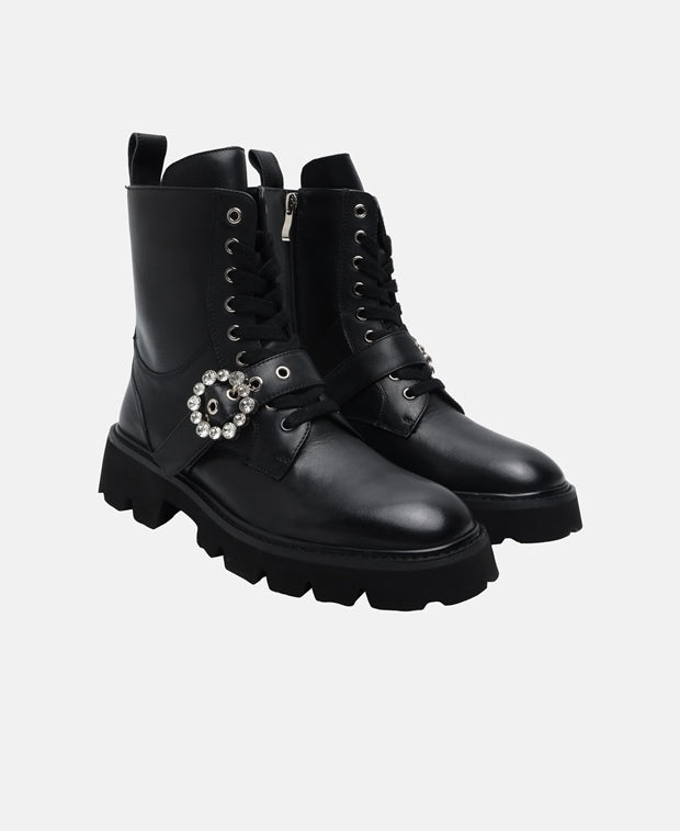 Schnürboots