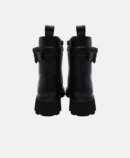 Schnürstiefeletten
