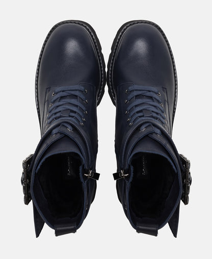 Schnürstiefeletten