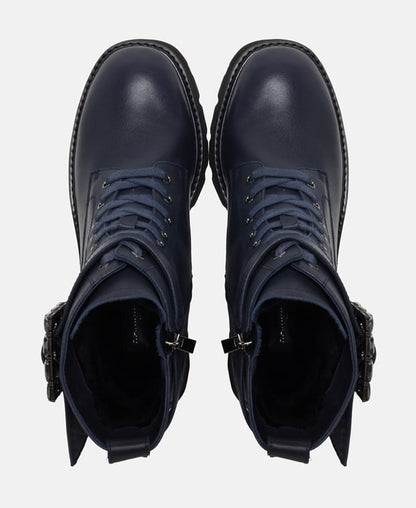 Schnürstiefeletten