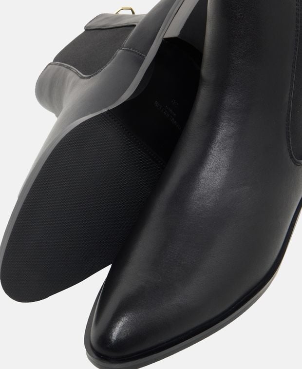Chelsea Boots