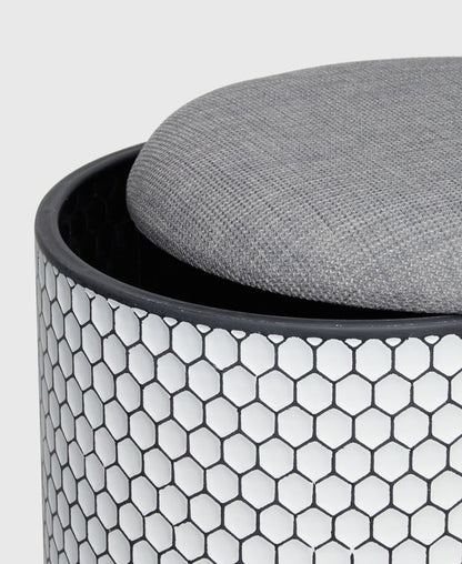 Hocker mit Stauraum
