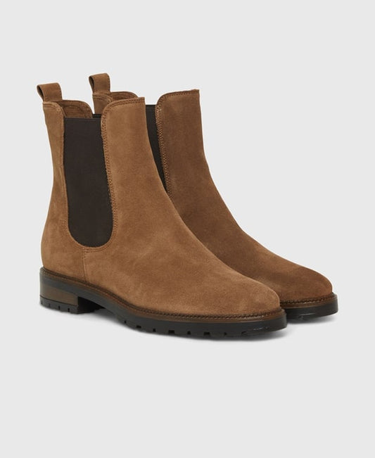 Chelsea Boots