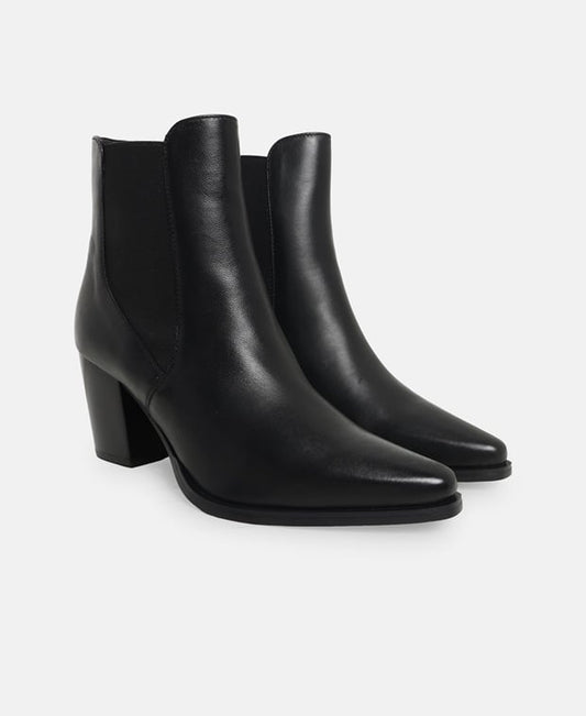 Stiefeletten 2girl206