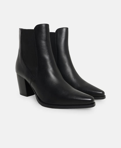 Stiefeletten 2girl206