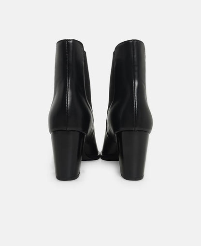 Stiefeletten 2girl206