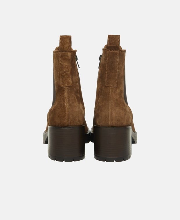 Chelsea Boots