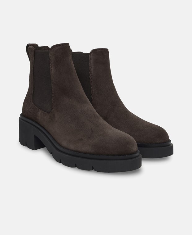 Chelsea Boots