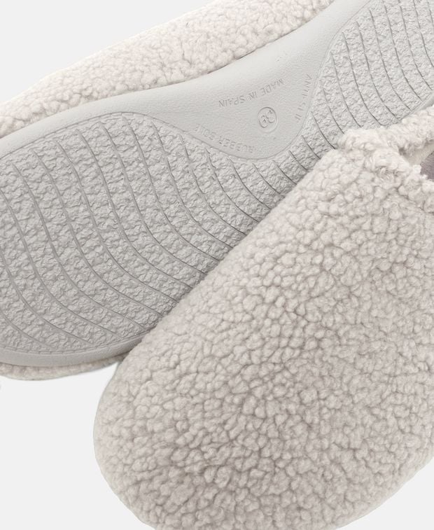 Slipper