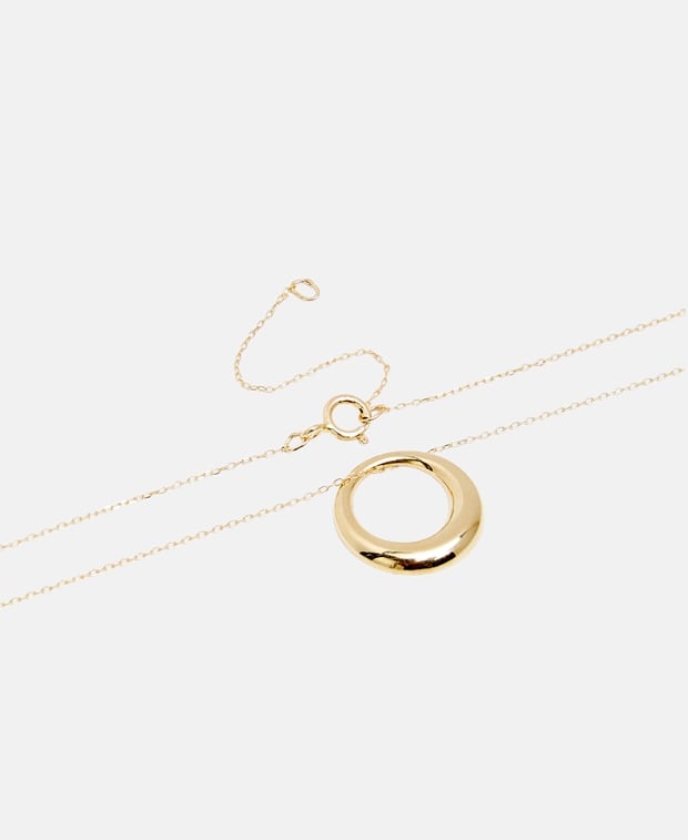 Halskette mit Anhänger