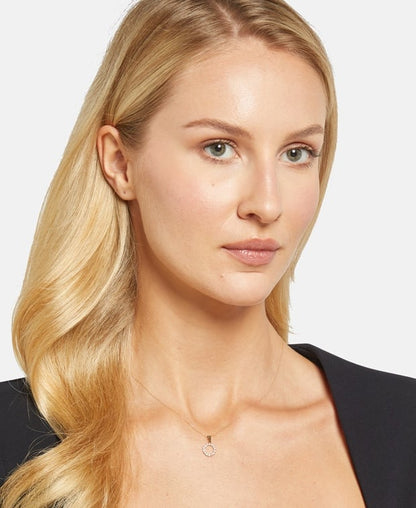 Halskette mit Anhänger