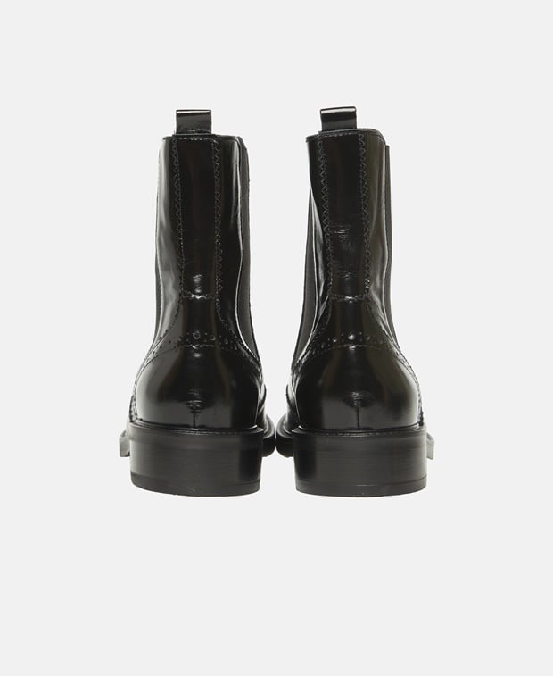 Chelsea Boots