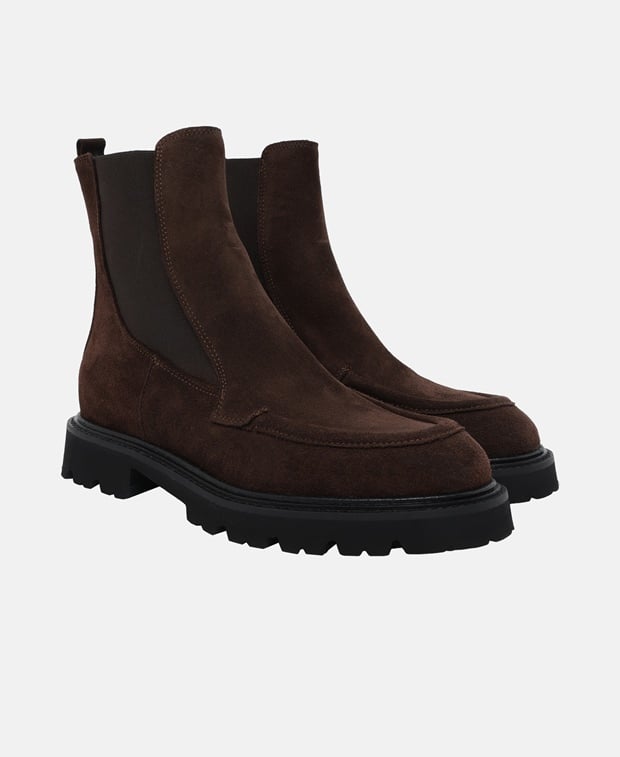 Chelsea Boots