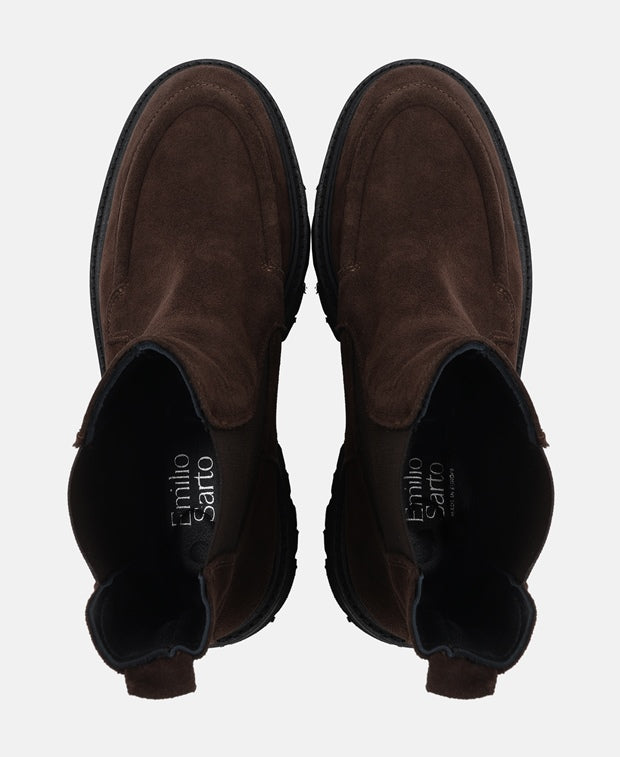 Chelsea Boots