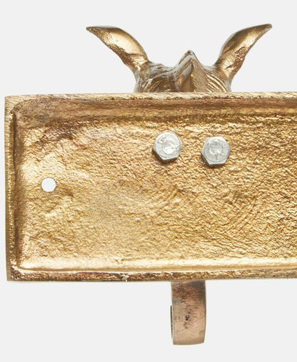 Wall hanger