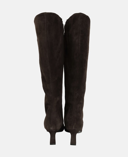 Wadenhohe Stiefel