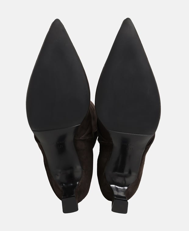 Wadenhohe Stiefel
