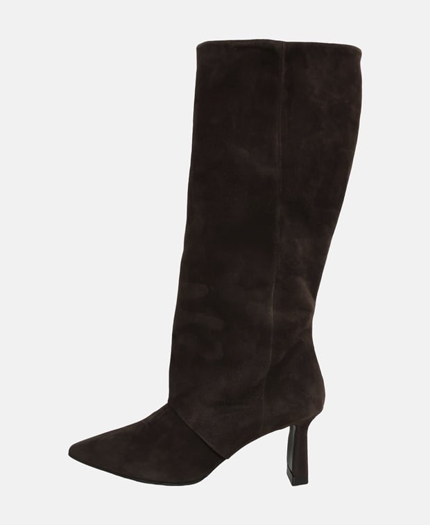 Wadenhohe Stiefel