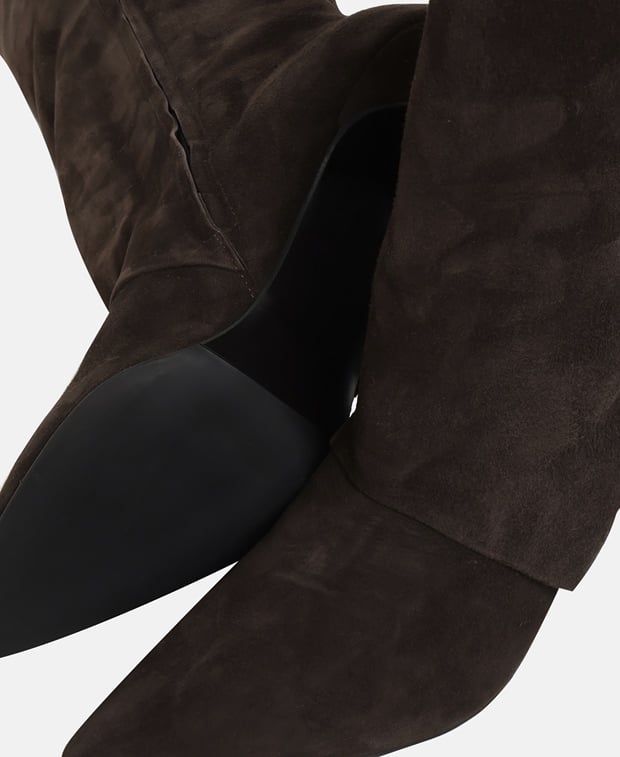 Wadenhohe Stiefel