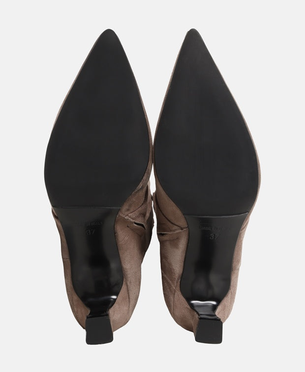 Wadenhohe Stiefel